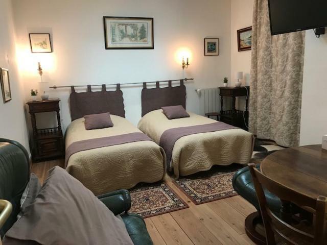 Alain Et Nicole Bed and Breakfast Cognac Exteriör bild